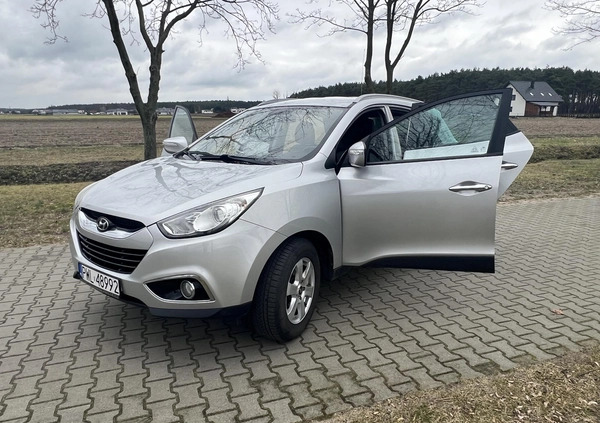 Hyundai ix35 cena 31800 przebieg: 235000, rok produkcji 2010 z Wolsztyn małe 46